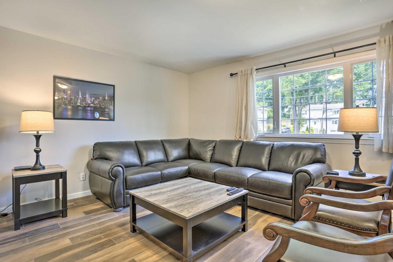 Ideally Located Glen Cove Apartment! 外观 照片
